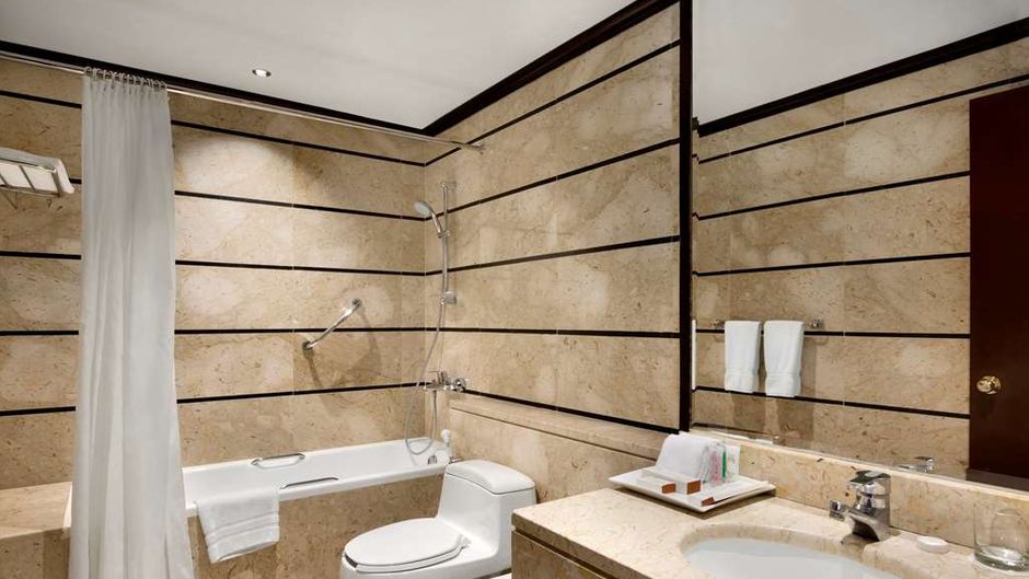 Hawthorn Suites by Wyndham Al Khobar Room
