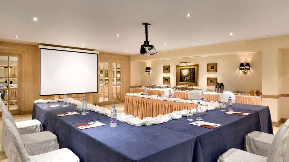 Hawthorn Suites by Wyndham Al Khobar Meeting