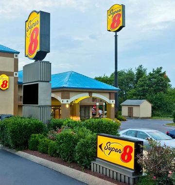 Super 8 Franklin/Hwy 31