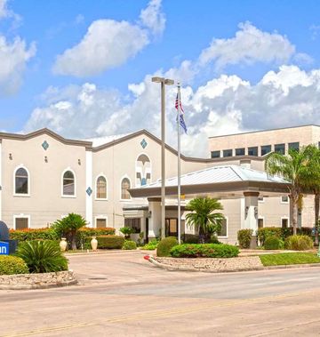 Days Inn/Suites Webster NASA