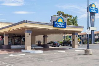 Days Inn & Suites San Diego E / El Cajon