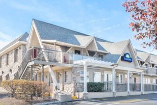 Days Inn Springfield/Phil Intl Airport