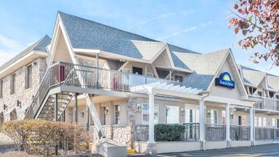 Days Inn Springfield/Phil Intl Airport