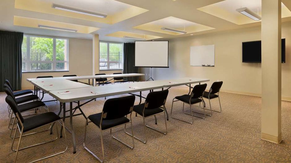 Ramada Nanaimo Meeting