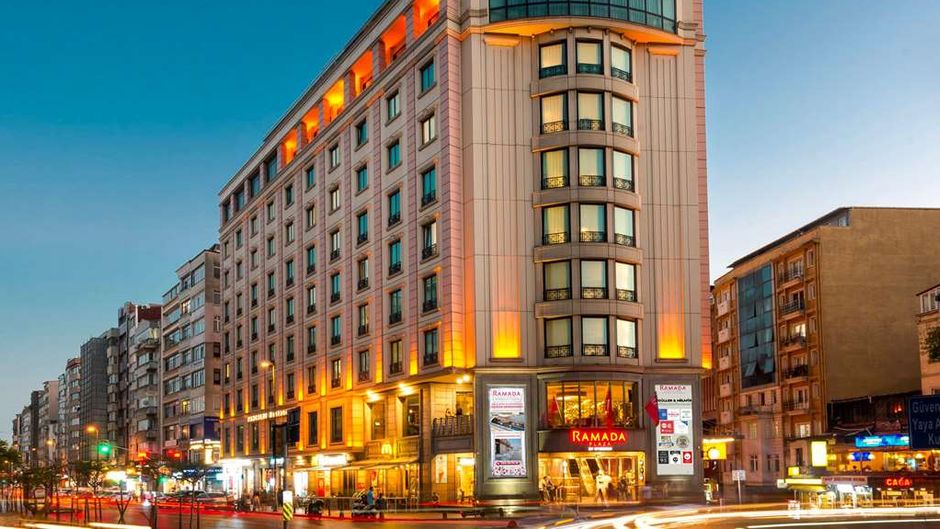 Ramada Plaza Istanbul City Center Exterior