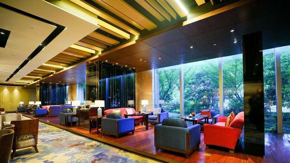 Wyndham Grand Plaza Royale Ningbo Lobby