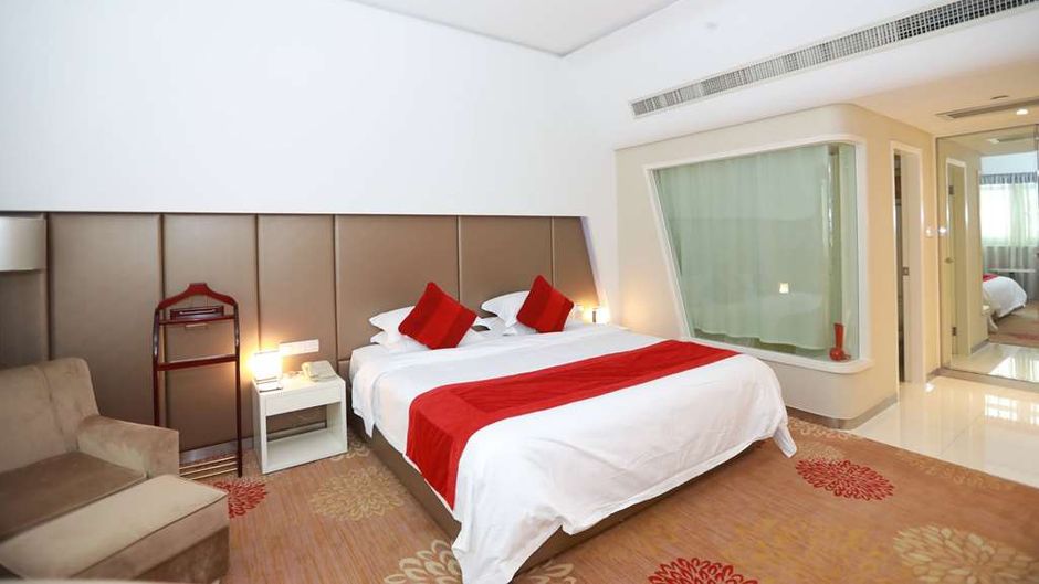 Ramada Plaza Riverside Hangzhou Room