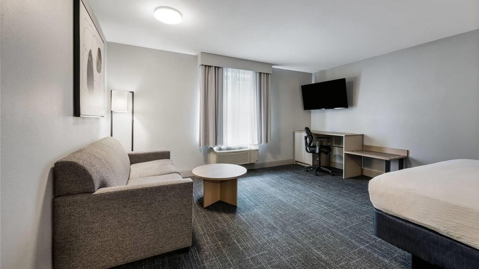 Days Inn Thunder Bay North Room