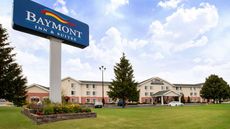 Baymont Inn & Suites Mackinaw City