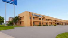 Baymont Inn & Suites Green Bay