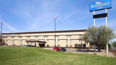 Baymont Inn & Suites Sioux Falls