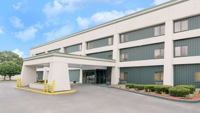 Baymont Inn & Suites La Crosse/Onalaska