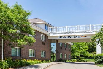 Baymont Inn & Suites Des Moines Airport