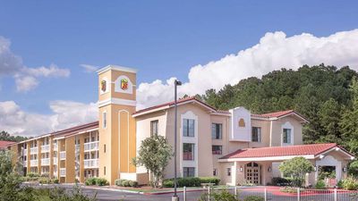 Super 8 Austell/Six Flags