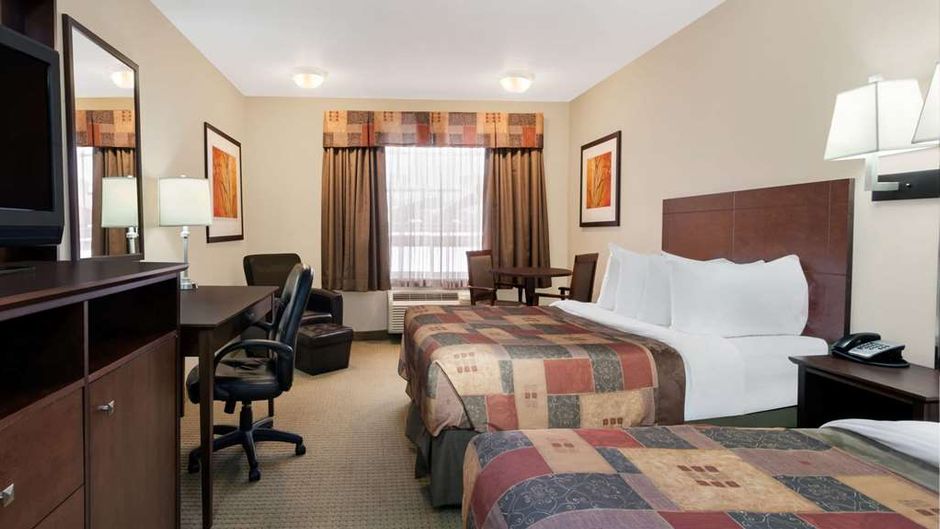 Ramada Weyburn Room