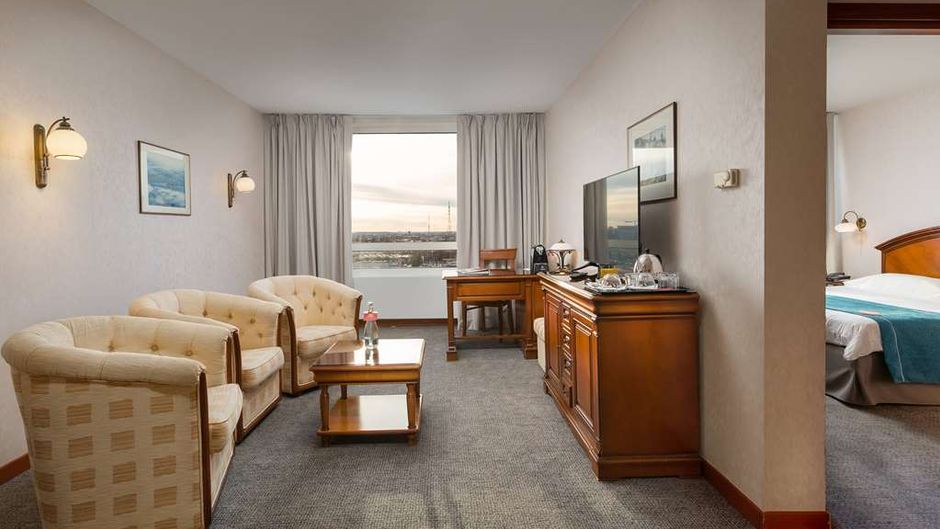 Ramada Bucharest Parc Suite