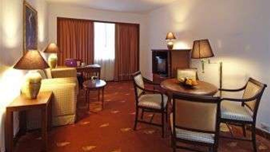 Ramada D'MA Bangkok Hotel Suite
