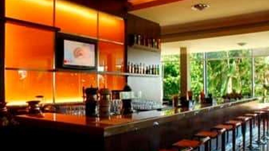 Howard Johnson Plaza Hotel Mayorazgo Restaurant
