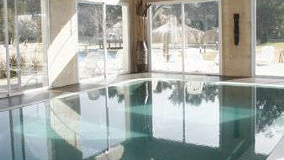 Howard Johnson Resort Pilar Pool