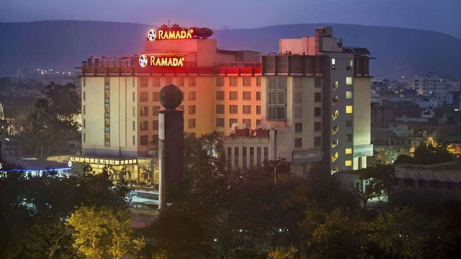 Ramada Jaipur Exterior