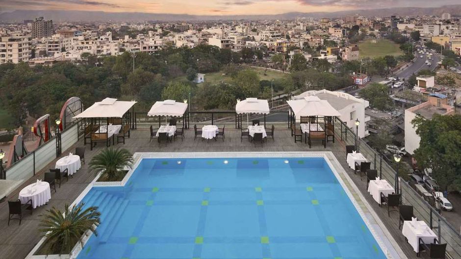 Ramada Jaipur Pool
