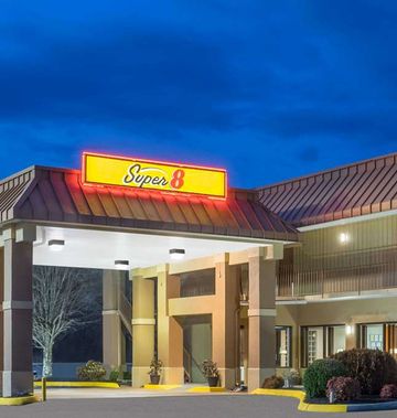 Super 8 Knoxville North/Powell