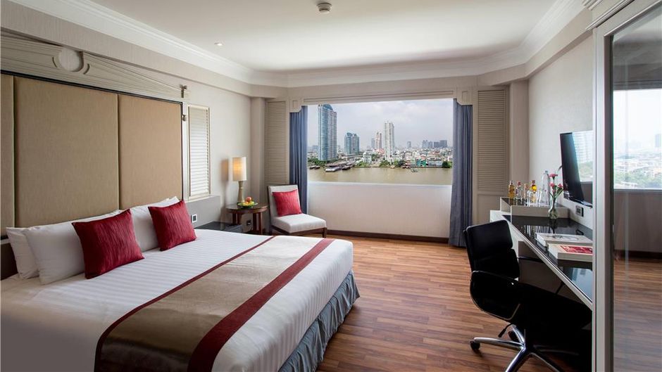 Ramada Plaza Menam Riverside Room