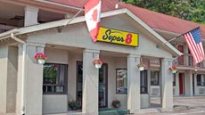 Super 8 Niagara Falls North