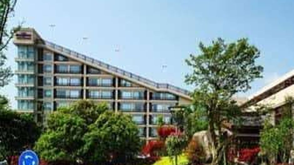 Howard Johnson Conference Resort Chengdu Exterior