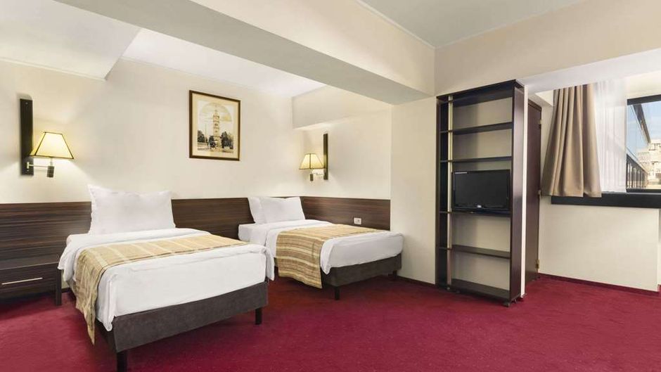 Ramada Iasi City Centre Room