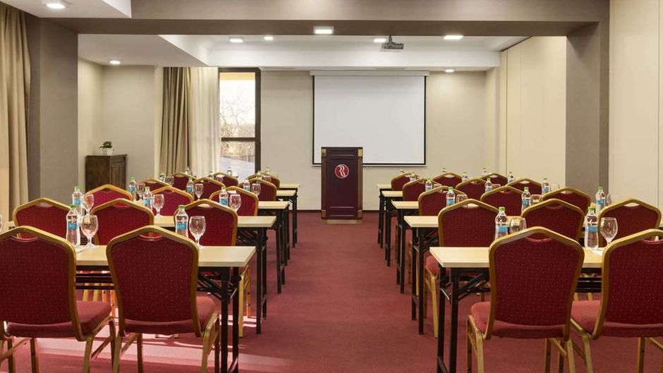 Ramada Iasi City Centre Meeting