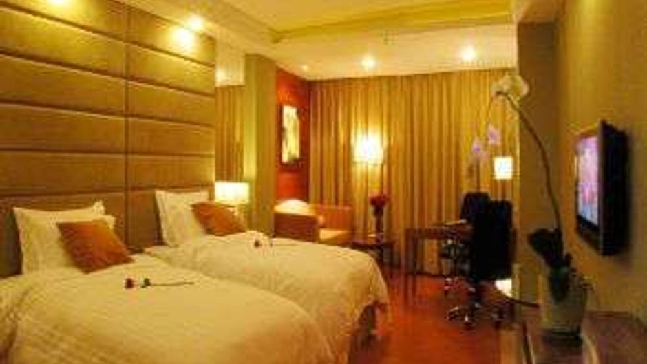 Ramada Meizhou Room
