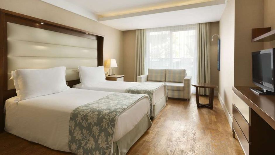 Ramada Plaza Antalya Room