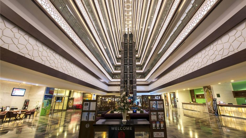 Ramada Plaza Antalya Lobby