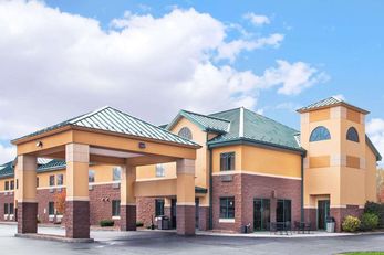 Days Inn Syracuse near Oneida Lake