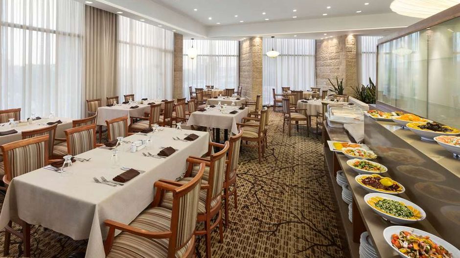 Ramada Jerusalem Restaurant