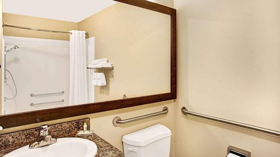 Super 8 Lachenaie/Terrebonne Room