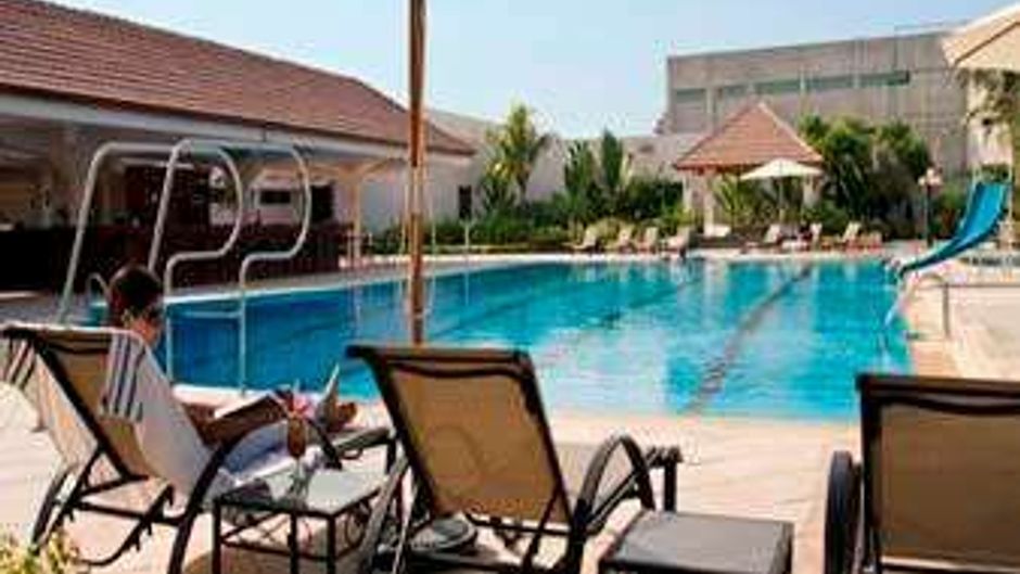 Ramada Plaza Karachi Airport Hotel Pool