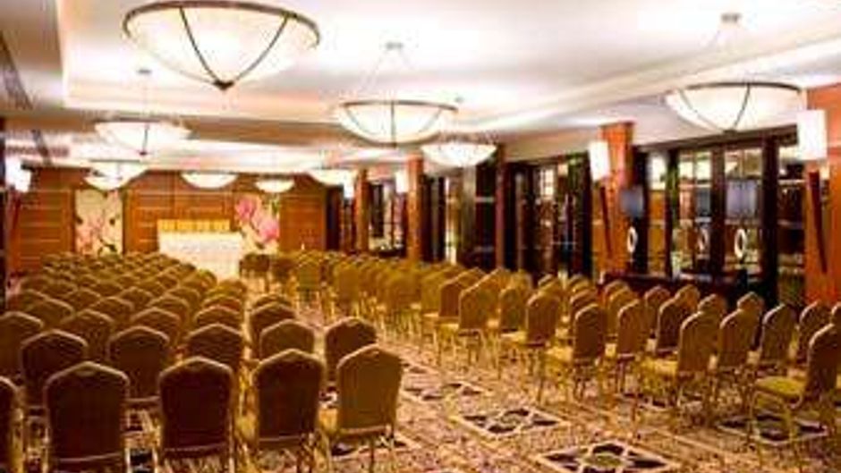 Ramada Plaza Karachi Airport Hotel Meeting