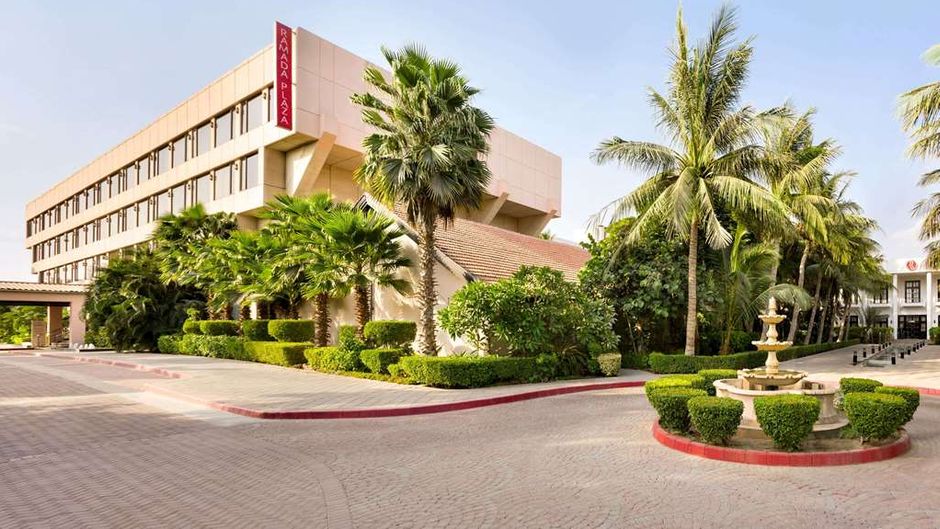 Ramada Plaza Karachi Airport Hotel Exterior