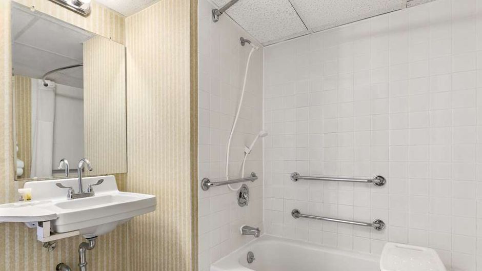 Days Inn & Conference Ctr - Bridgewater Room