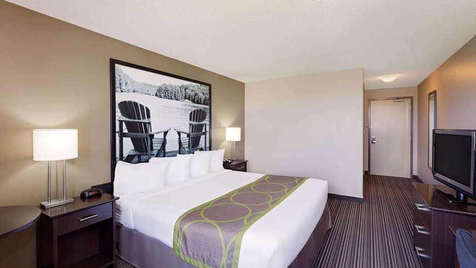 Super 8 Kapuskasing Room