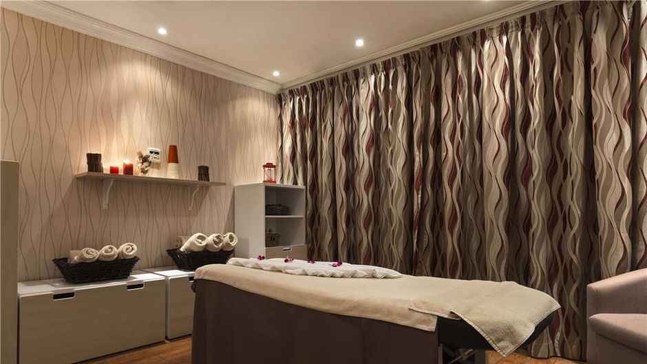 Ramada Hotel & Suites Ajman Spa