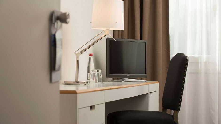 TRYP by Wyndham Wuppertal Room