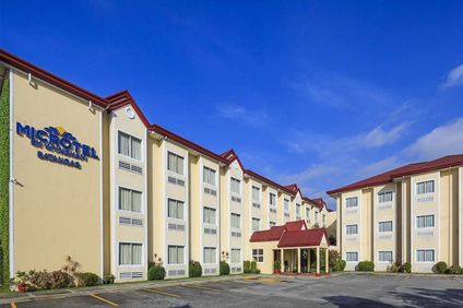 Microtel Santo Tomas