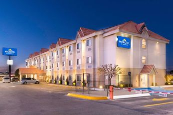 Microtel Inn/Suites by Wyndham Chihuaha