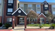 Super 8 by Wyndham San Antonio Downtown NE