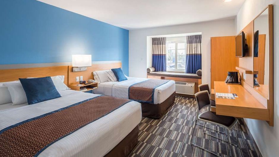 Microtel Inn & Stes by Wyndham Culiacan Room