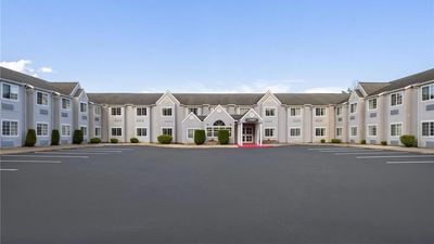 Microtel Inn & Suites Albany Airport