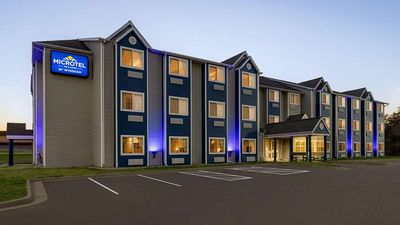 Microtel Inn & Suites by Wyndham New Ulm